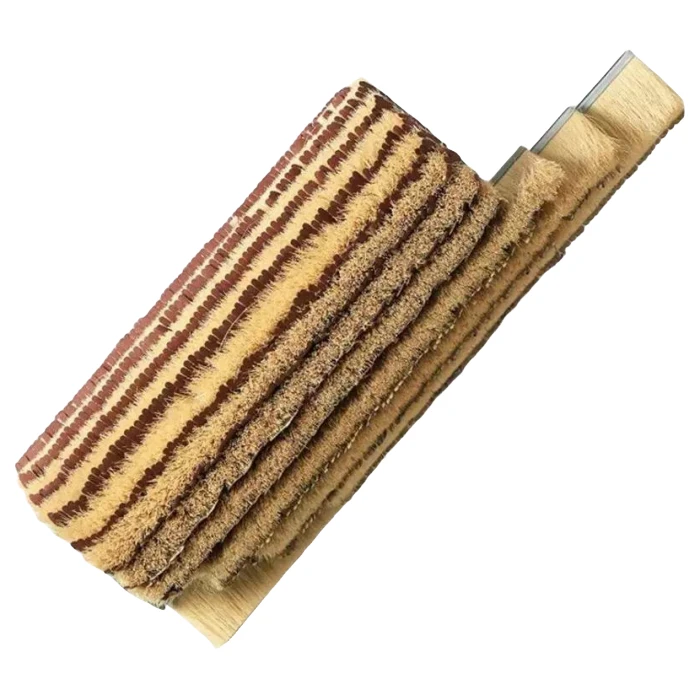 Sandpaper and sisal bristle roller for woodwork