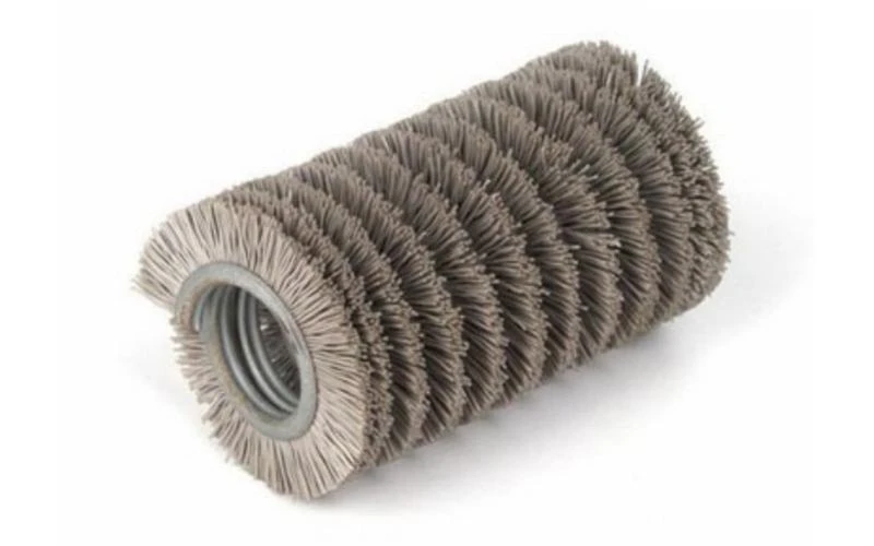 outward spring brush