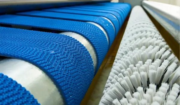 Solution to Conveyor Belt Cleaning